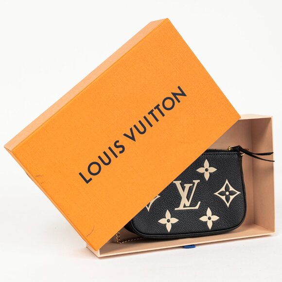 Louis Vuitton Mini Pochette Accessoires Black Monogram Empreinte Giant Pouch - Picture 9 of 9